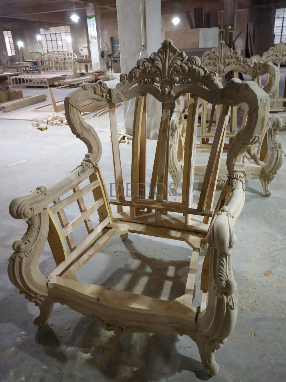 Making of European Style Solid Wood Furnitures - Deejos